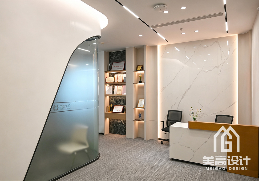 金融公司办公室装修实景图