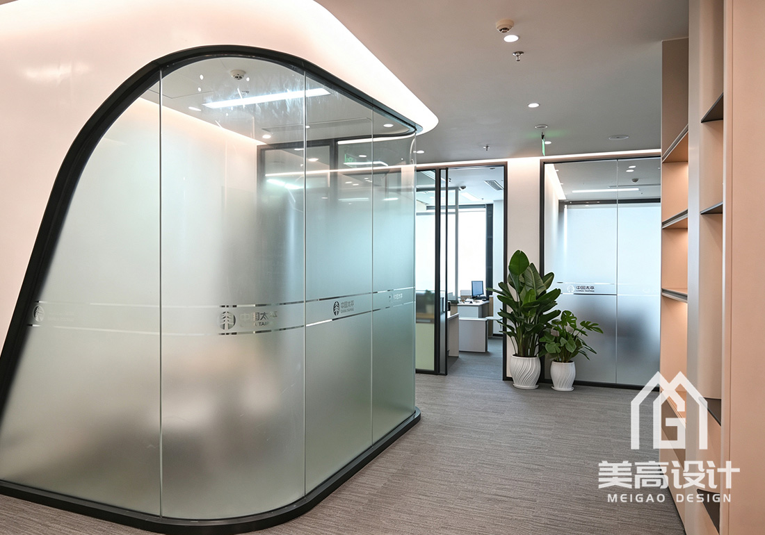 金融公司办公室装修实景图